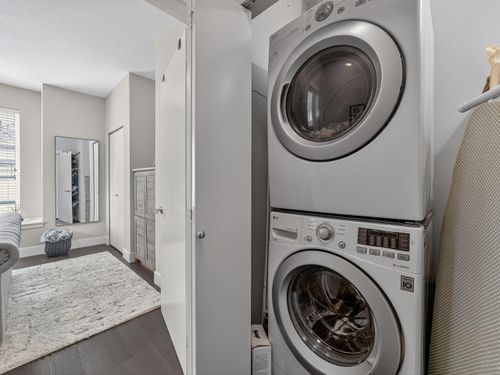 5068-savile-row-unit-6-burnaby-bc-v5e-0c1-canada-017-009-laundry-mls_size at 6 - 5068 Savile Row, Burnaby Lake, Burnaby South