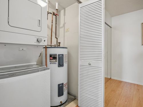 518-w-14th-avenue-fairview-vw-vancouver-west-16 at 412 - 518 W 14th Avenue, Fairview VW, Vancouver West 518-w-14th-avenue-fairview-vw-vancouver-west-16 at 412 - 518 W 14th Avenue, Fairview VW, Vancouver West