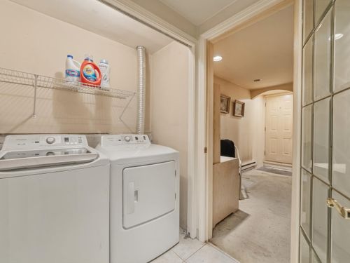 3939-boundary-rd-vancouver-bc-v5r-2m4-canada-013-009-laundry-mls_size at 3939 Boundary Road, Renfrew Heights, Vancouver East