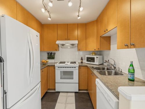 7080-st-albans-road-brighouse-south-richmond-05 at 907 - 7080 St. Albans Road, Brighouse South, Richmond