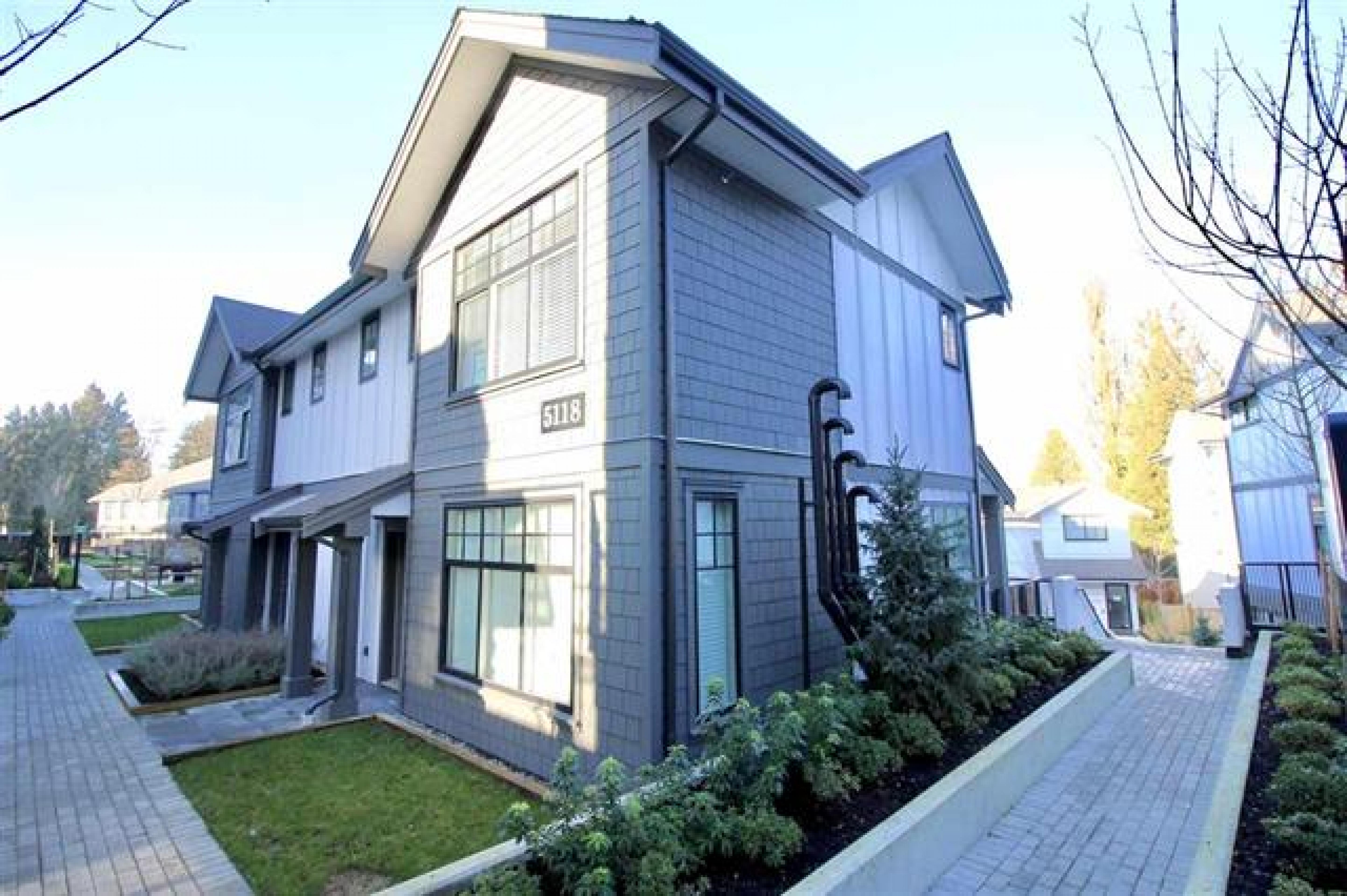 2 - 5118 Savile Row, Burnaby Lake, Burnaby South 