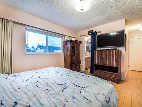 1515-duthie-ave-burnaby-bc-v5a-015-016-bedroom-mls_size at 1515 Duthie Avenue, Sperling-Duthie, Burnaby North 1515-duthie-ave-burnaby-bc-v5a-015-016-bedroom-mls_size at 1515 Duthie Avenue, Sperling-Duthie, Burnaby North
