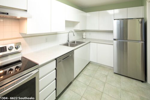 6622-southoaks-crescent-highgate-burnaby-south-10 at 1304 - 6622 Southoaks Crescent, Highgate, Burnaby South