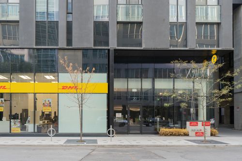 06-20-lambard-street - Entrance at 25 E Richmond Street, Church-Yonge Corridor, Toronto 06-20-lambard-street - Entrance at 25 E Richmond Street, Church-Yonge Corridor, Toronto