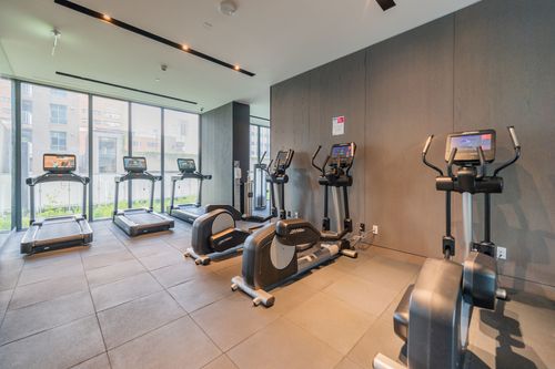 Amenities - Exercise room at 25 E Richmond Street, Church-Yonge Corridor, Toronto Amenities - Exercise room at 25 E Richmond Street, Church-Yonge Corridor, Toronto
