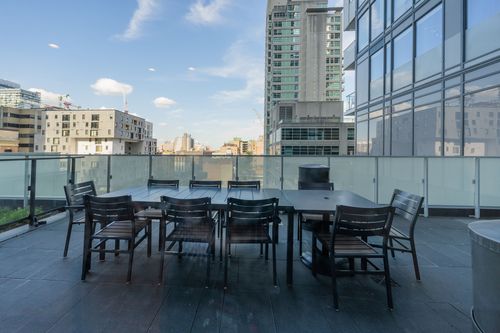 Amenities - Terrace at 25 E Richmond Street, Church-Yonge Corridor, Toronto Amenities - Terrace at 25 E Richmond Street, Church-Yonge Corridor, Toronto
