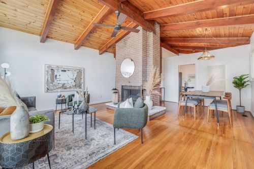 6-lynn-gate-crescent-toronto-web-mls-15 at 6 Lynn Gate Crescent, Tam O'Shanter-Sullivan, Toronto