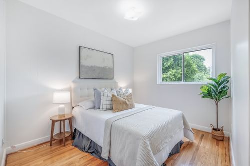 6-lynn-gate-crescent-toronto-web-mls-30 at 6 Lynn Gate Crescent, Tam O'Shanter-Sullivan, Toronto