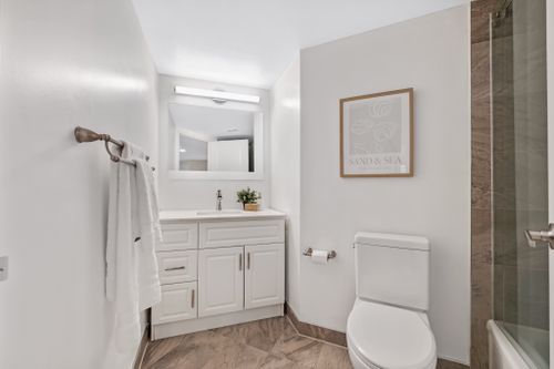 10-kenneth-avenue-406-toronto-web-mls-34 at 406 - 10 Kenneth Avenue, Birchcliffe-Cliffside, Toronto