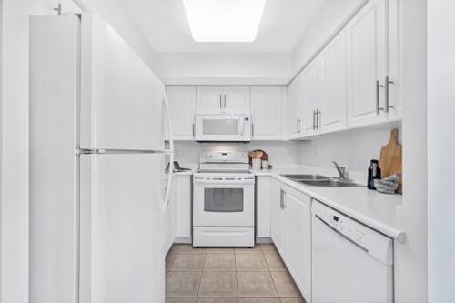 30-harrison-garden-boulevard-2703-toronto-web-mls-9 at 2703 - 30 Harrison Garden Boulevard, Willowdale East, Toronto