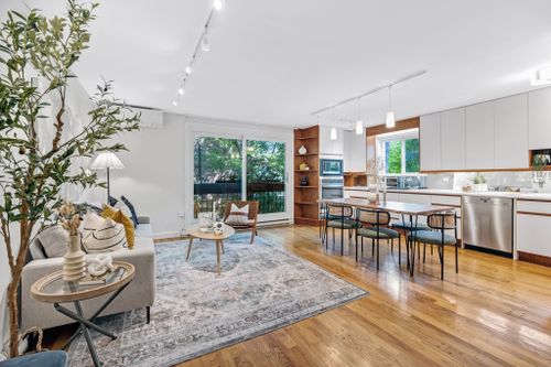 28-admiral-road-10-toronto-web-mls-11 at 10 - 28 Admiral Road, Annex, Toronto