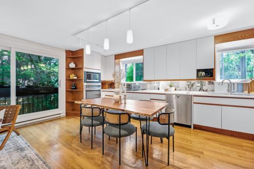 28-admiral-road-10-toronto-web-mls-12 at 10 - 28 Admiral Road, Annex, Toronto