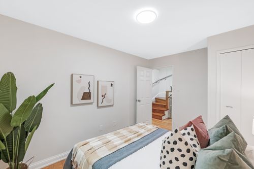 28-admiral-road-10-toronto-web-mls-25 at 10 - 28 Admiral Road, Annex, Toronto