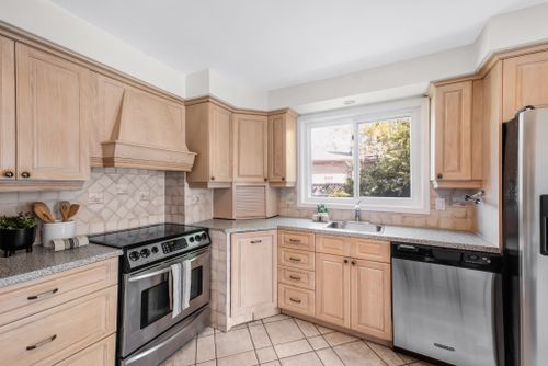 1256-tyneburn-crescent-mississauga-web-mls-17 at 1256 Tyneburn Crescent, Applewood, Mississauga