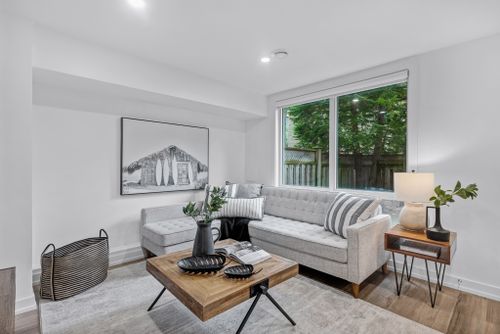 67-poplar-crescent-aurora-web-mls-15 at 6 - 67 Poplar Crescent, Aurora