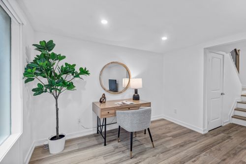 67-poplar-crescent-aurora-web-mls-17 at 6 - 67 Poplar Crescent, Aurora