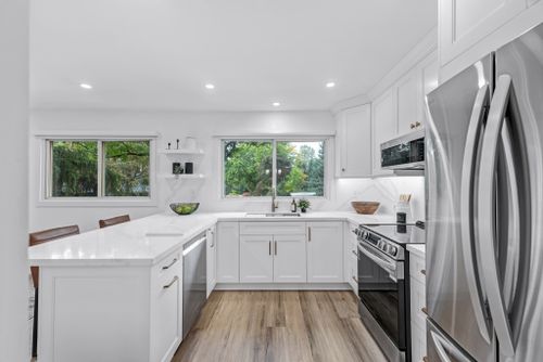 67-poplar-crescent-aurora-web-mls-34 at 6 - 67 Poplar Crescent, Aurora