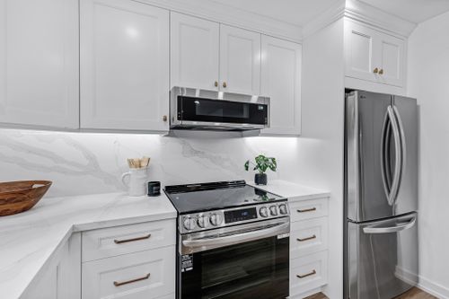 67-poplar-crescent-aurora-web-mls-35 at 6 - 67 Poplar Crescent, Aurora