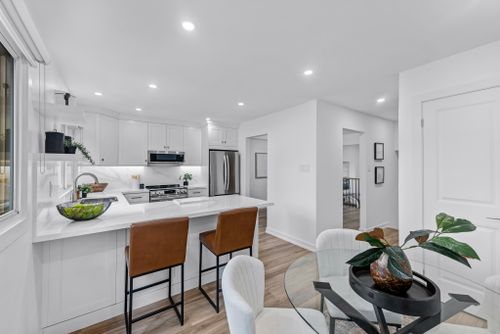 67-poplar-crescent-aurora-web-mls-38 at 6 - 67 Poplar Crescent, Aurora