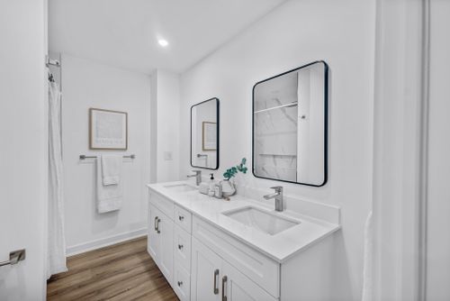 67-poplar-crescent-aurora-web-mls-47 at 6 - 67 Poplar Crescent, Aurora