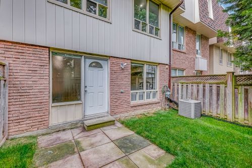 67-poplar-crescent-aurora-web-mls-58 at 6 - 67 Poplar Crescent, Aurora