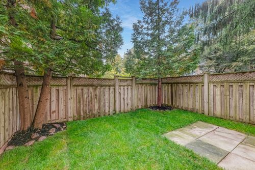 67-poplar-crescent-aurora-web-mls-60 at 6 - 67 Poplar Crescent, Aurora