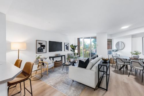 18-wanless-avenue-317-toronto-web-mls-17 at 317 - 18 Wanless Avenue, Lawrence Park North, Toronto