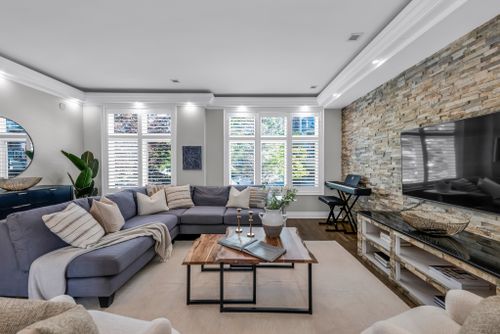 7-chimes-lane-toronto-web-mls-23 at 7 Chimes Lane, Stonegate-Queensway, Toronto