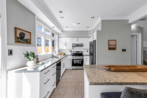 7-chimes-lane-toronto-web-mls-28 at 7 Chimes Lane, Stonegate-Queensway, Toronto