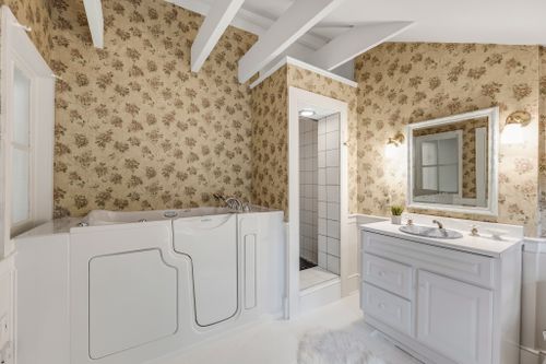 22-beechwood-crescent-toronto-web-mls-42 at 22 Beechwood Crescent, Broadview North, Toronto