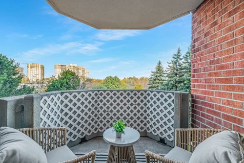 33-weldrick-road-east-303-richmond-hill-web-mls-33 at 303 - 33 Weldrick Road E, Observatory, Richmond Hill