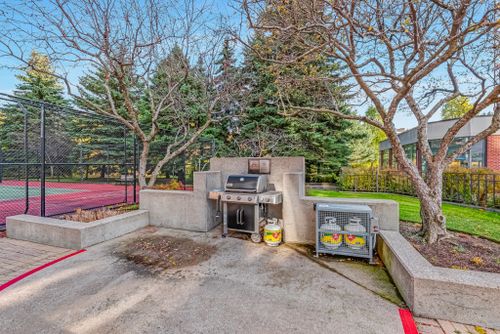 33-weldrick-road-east-303-richmond-hill-web-mls-51 at 303 - 33 Weldrick Road E, Observatory, Richmond Hill