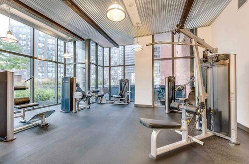 amenities-14 at 402 - 5 St Joseph Street, Bay Street Corridor, Toronto