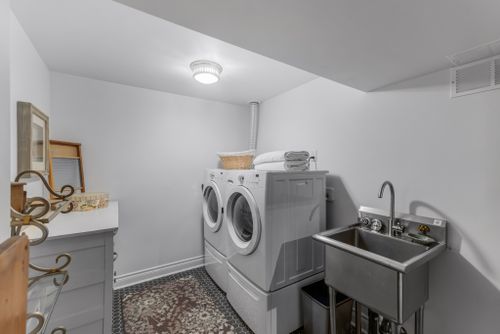 137-underhill-drive-toronto-web-mls-52 at 137 Underhill Drive, Parkwoods-Donalda, Toronto