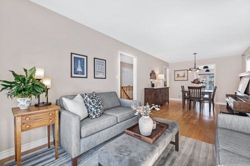 4-enzo-crescent-uxbridge-web-mls-19 at 4 Enzo Crescent, Uxbridge