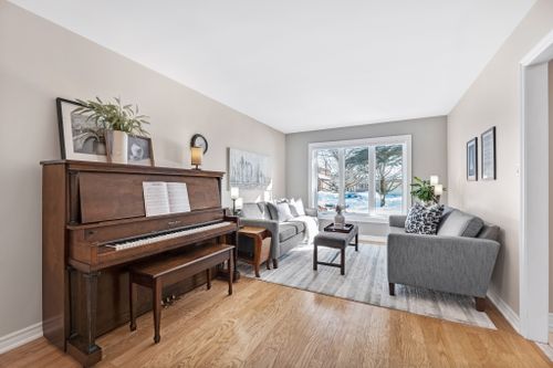 4-enzo-crescent-uxbridge-web-mls-21 at 4 Enzo Crescent, Uxbridge