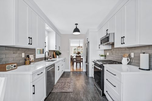 4-enzo-crescent-uxbridge-web-mls-30 at 4 Enzo Crescent, Uxbridge