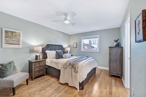 4-enzo-crescent-uxbridge-web-mls-42 at 4 Enzo Crescent, Uxbridge