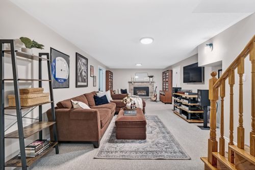 4-enzo-crescent-uxbridge-web-mls-57 at 4 Enzo Crescent, Uxbridge