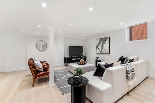 51-tilman-cir-69 at 51 Tilman Circle, Markham Village, Markham