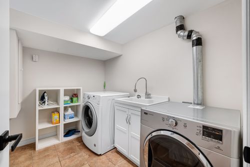 343-sutherland-drive-toronto-web-mls-60 at 343 Sutherland Drive, Leaside, Toronto