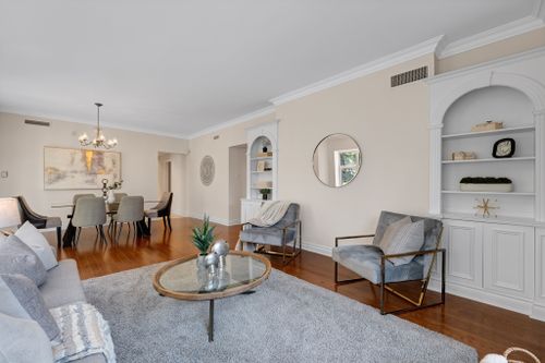 2-doncliffe-place-201b-toronto-web-mls-18 at 201B - 2 Doncliffe Place, Bridle Path-Sunnybrook-York Mills, Toronto