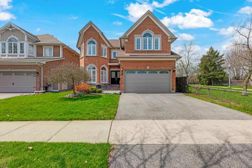 18 Hibbins Avenue, Central West, Ajax photo number 2