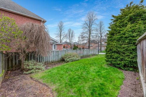 1204-maple-gate-crescent-pickering-web-mls-61 at 1204 Maple Gate Road, Liverpool, Pickering