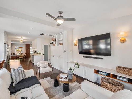 422-davisville-ave-29 at 422 Davisville Avenue, Mount Pleasant East, Toronto