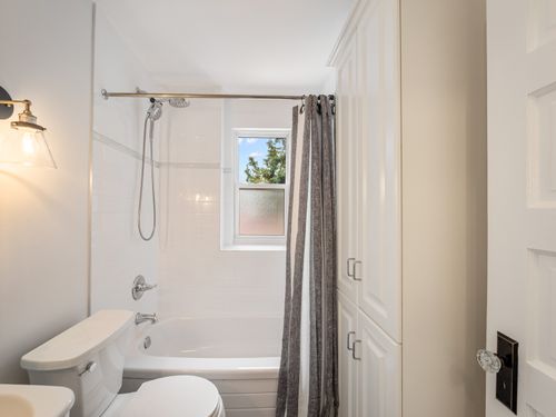422-davisville-ave-41 at 422 Davisville Avenue, Mount Pleasant East, Toronto