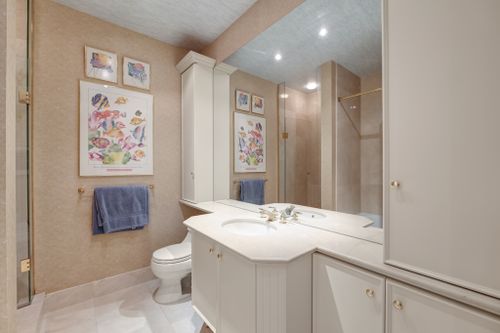 33-delisle-avenue-1004-toronto-web-mls-52 at 1004 - 33 Delisle Avenue, Yonge-St. Clair, Toronto