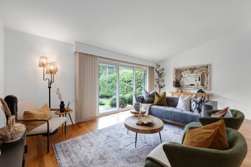10-oakley-boulevard-toronto-web-mls-20 at 10 Oakley Boulevard, Bendale, Toronto