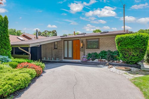 10-oakley-boulevard-toronto-web-mls-9 at 10 Oakley Boulevard, Bendale, Toronto