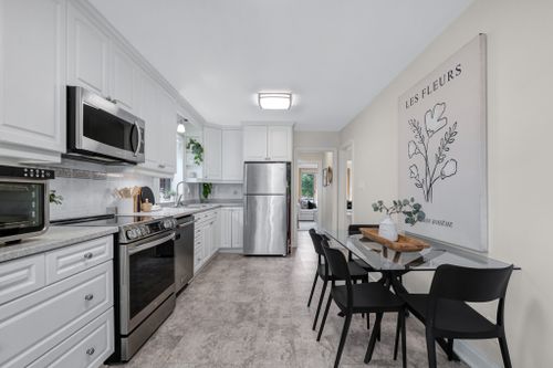 142-divadale-drive-toronto-web-mls-25 at 142 Divadale Drive, Leaside, Toronto